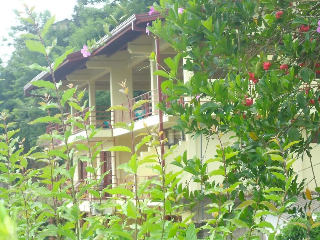 ***  Nature Walk Resort Kandy Sri Lanka