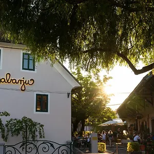 Pri žabarju Lubiana