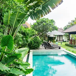 Santi Villa Seminyak (Bali)